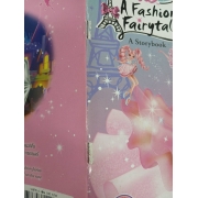 Barbie: นิทานบาร์บี้ เทพธิดาแฟชั่น A Fashion Fairytale Storybook **รบกวนเลื่อนดูสภาพหนังสือก่อนการสั่งซื้อ**